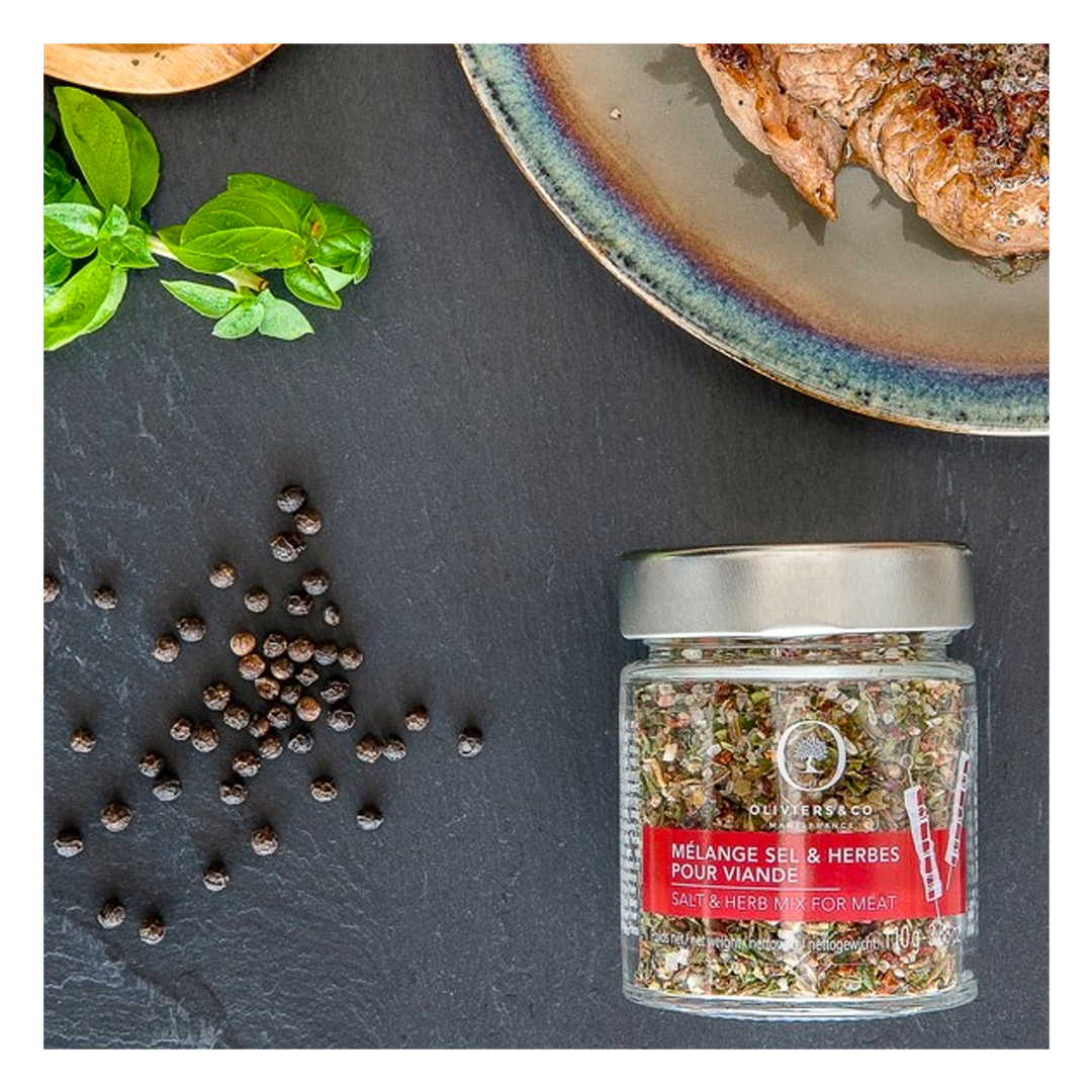 a mixture of salt and herbs for meat