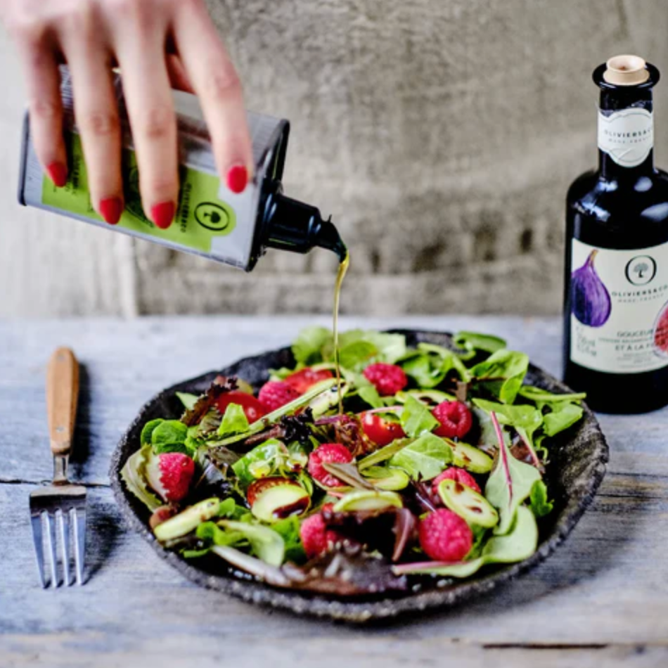 3 jednoduché salátové dresinky a vinaigrette